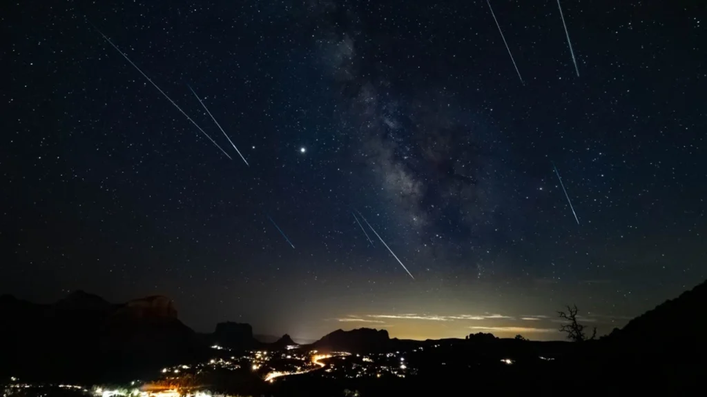 Perseid Meteor Shower – Mưa Sao Băng Anh Tiên Tạo Nên Khoảnh Khắc Kỳ Diệu Của Thiên Nhiên